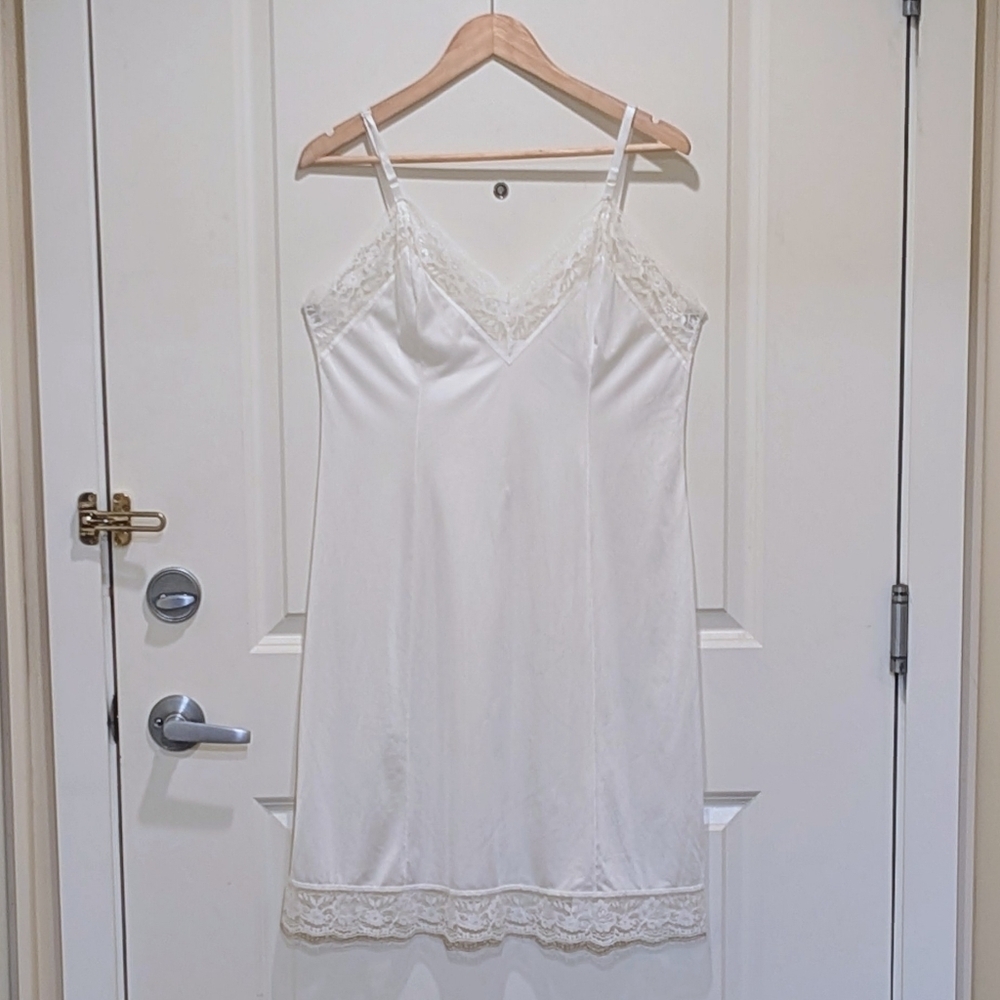3/$30 EUC L White Lacey Slip Dress